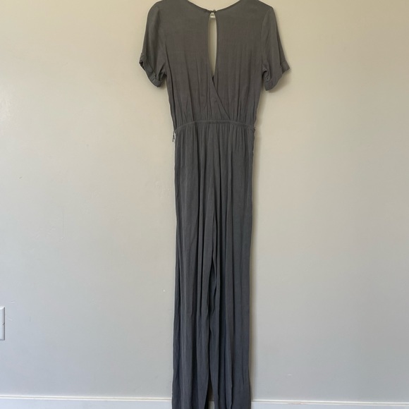 GREY JUMPSUIT WITH V NECK - Picture 2 of 10